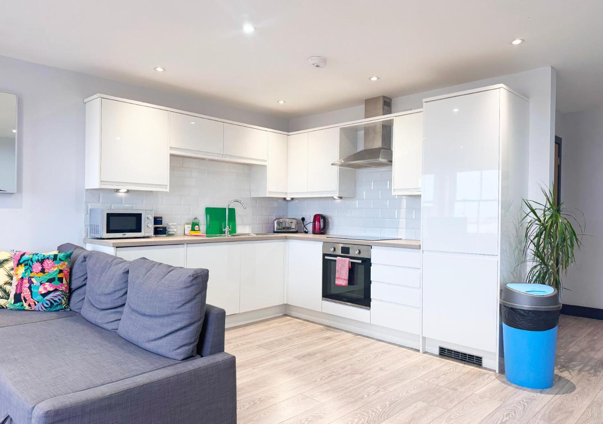 The Sunset Apartment - Margate Beach - By Goldex Coastal Breaks מראה חיצוני תמונה